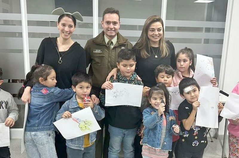  Cauquenes: Carabineros realiza charlas educativas para menores en su mes aniversario