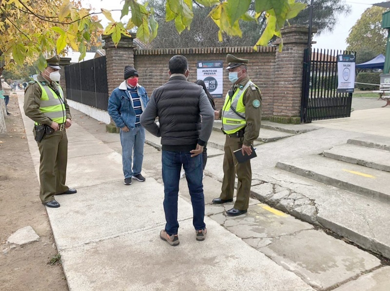 Carabineros desplegó seguridad durante la jornada electoral en el Maule Sur