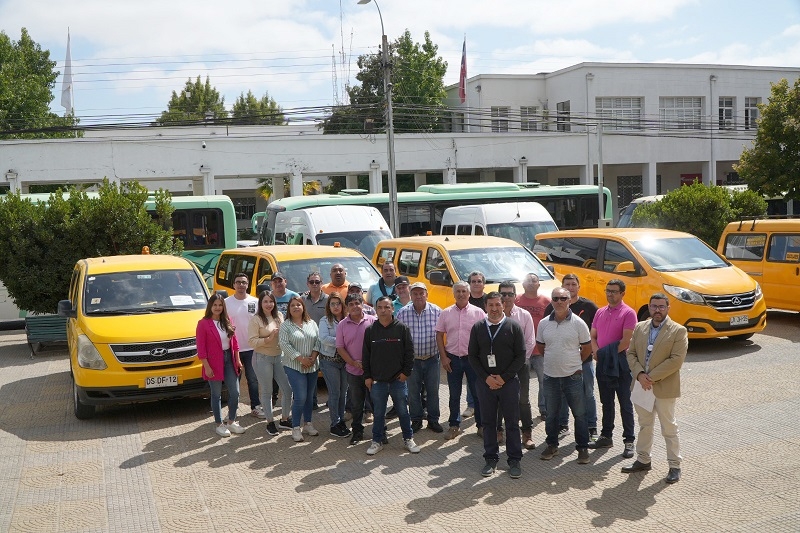 Presentan transporte escolar para SLEP Maule Costa 