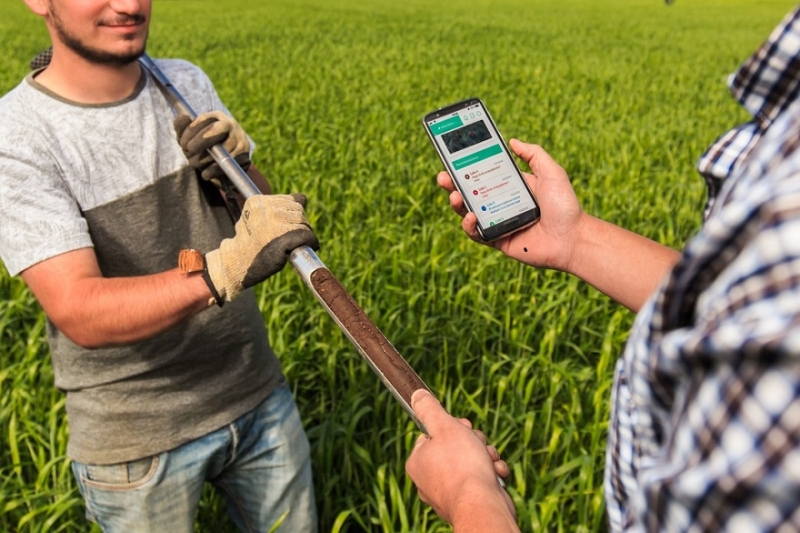 Microsoft promueve el uso eficiente del agua en conjunto con agricultores locales