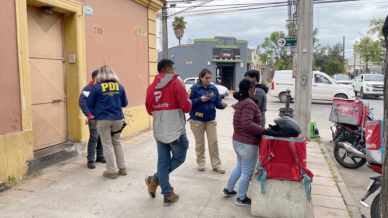 PDI FISCALIZÓ EN TALCA A 10 CIUDADANOS EXTRANJEROS