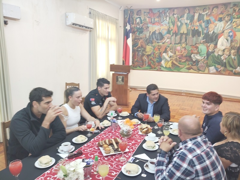 Desayuno de Campeones con deportistas destacados de Linares