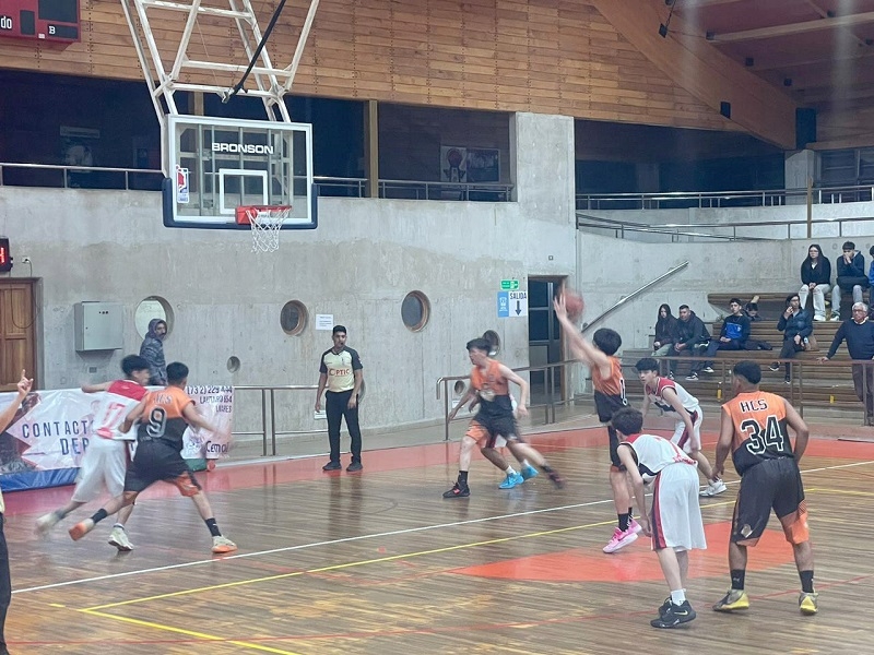 Liga de Básquetbol U 15: Halcones Centro Sur de Talca venció en la final a Linares College 