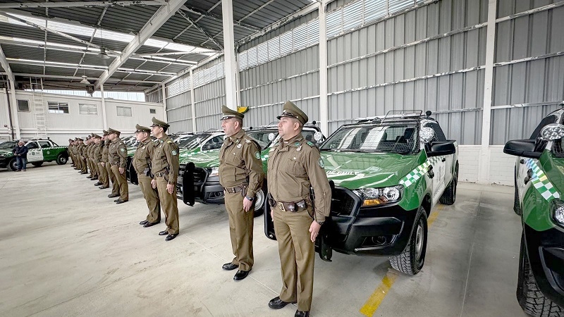 Carabineros del Maule recibe 24 vehículos policiales financiados por el Gobierno Regional del Maule