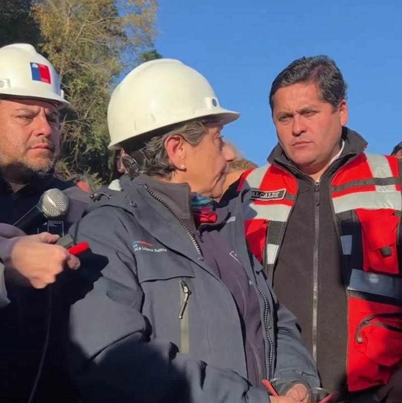 Linares: Alcalde pidió a Ministra de Obras Públicas implementación de puentes mecanos para recuperar la conectividad