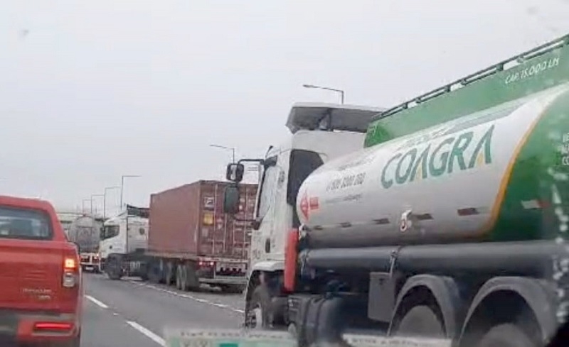 Gremios de camioneros se movilizan por tema de seguridad