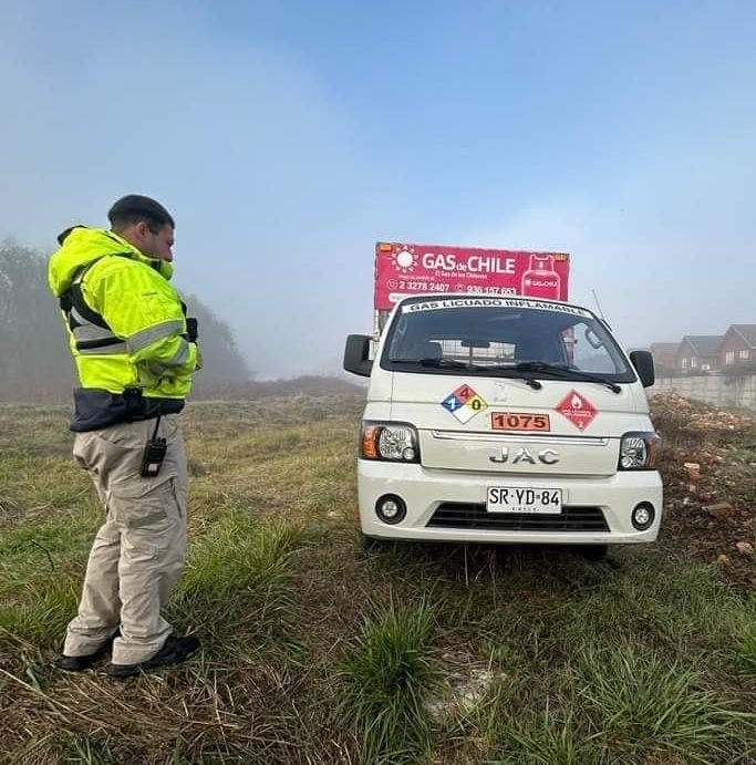 Linares: 2 sujetos detenidos por robo de camión con cilindros de gas