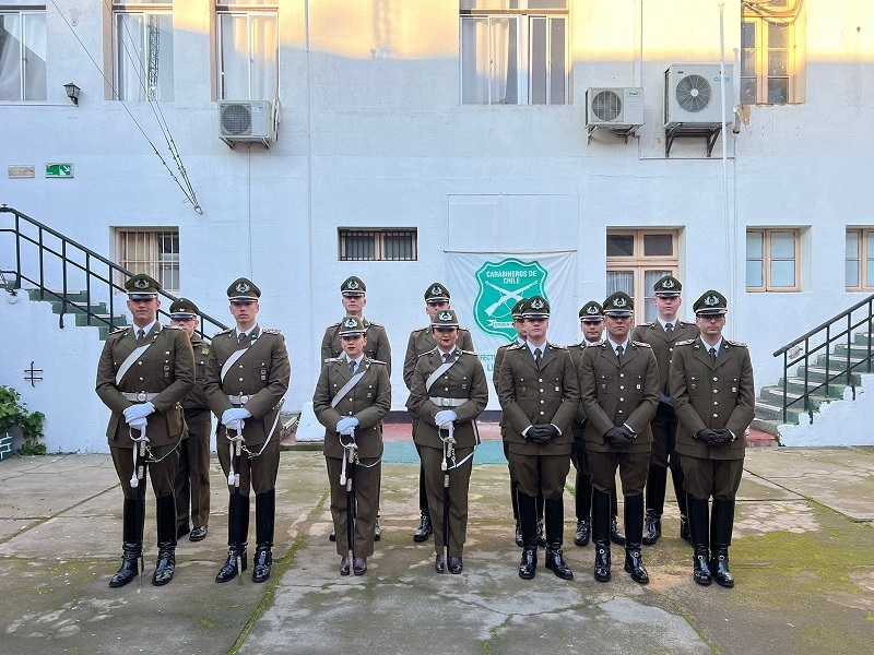 13 aspirantes a oficiales de Carabineros llegaron a la ciudad de Linares