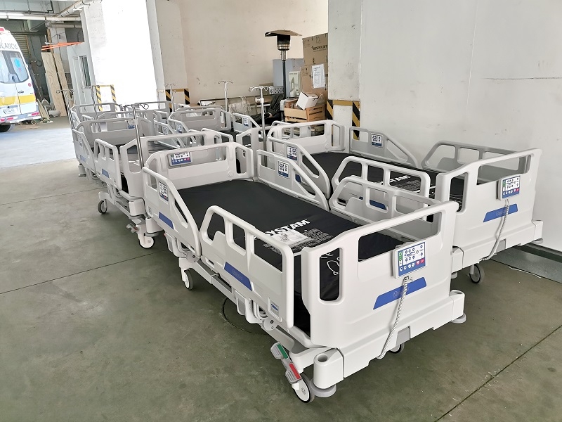 Hospital de Linares recibe nuevo equipamiento UCI para enfrentar pandemia