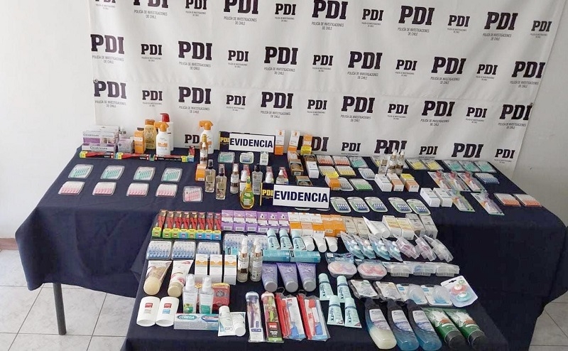 PDI Parral detiene en flagrancia a dos sujetos por hurto a farmacia